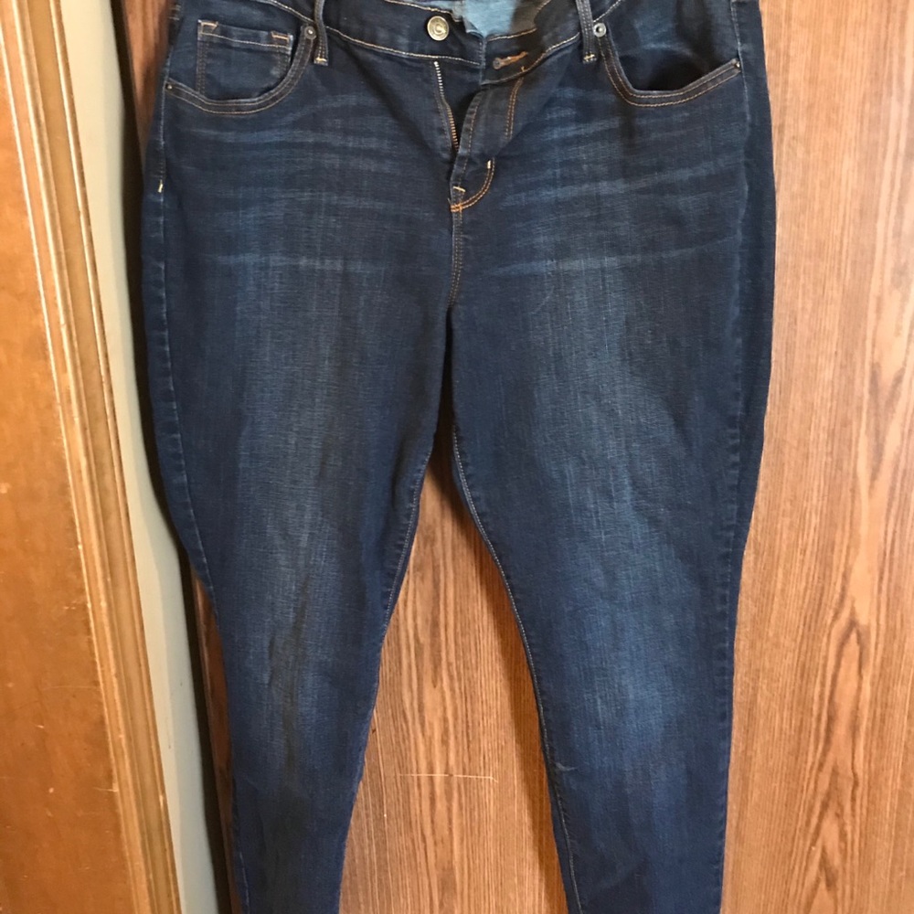 Old Navy skinny jeans size 14, dark wash